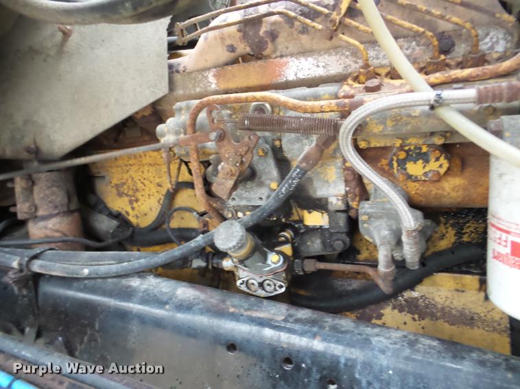 image for item DA7284 1989 Ford L9000 ready mix truck