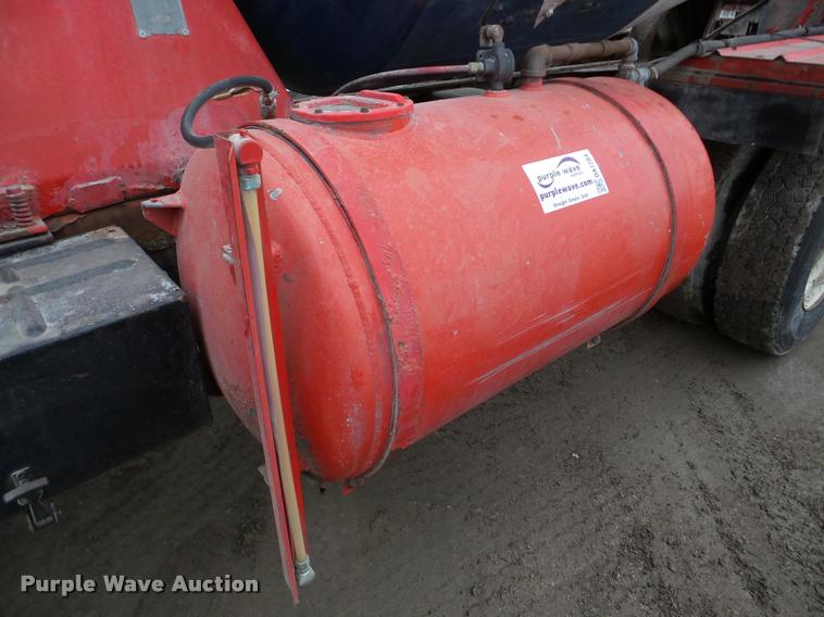 image for item DA7284 1989 Ford L9000 ready mix truck