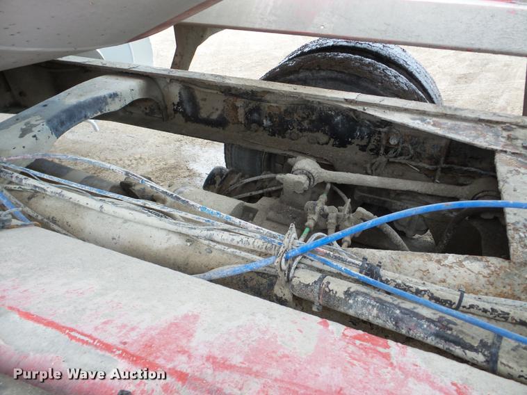 image for item DA7284 1989 Ford L9000 ready mix truck