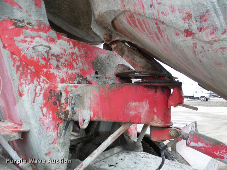 image for item DA7284 1989 Ford L9000 ready mix truck