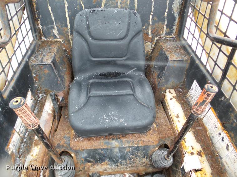 image for item DA7285 1990 Bobcat 843B skid steer