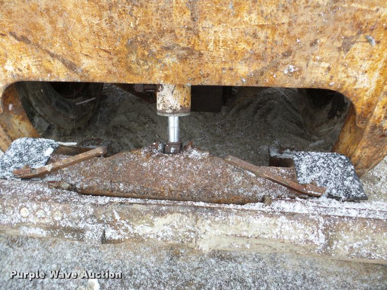 image for item DA7285 1990 Bobcat 843B skid steer