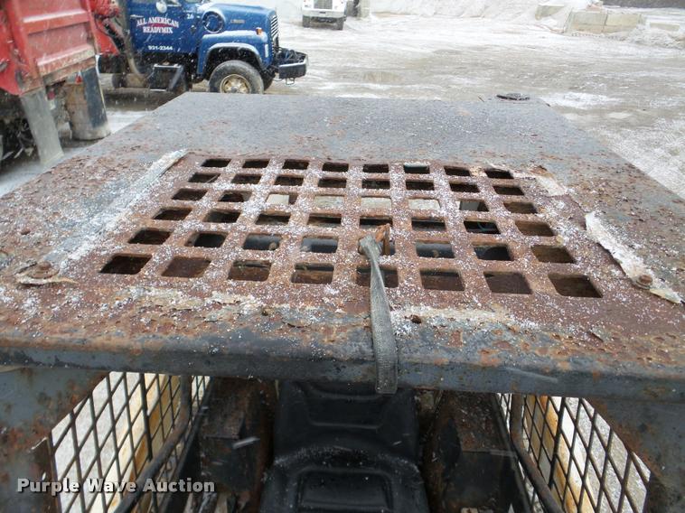 image for item DA7285 1990 Bobcat 843B skid steer