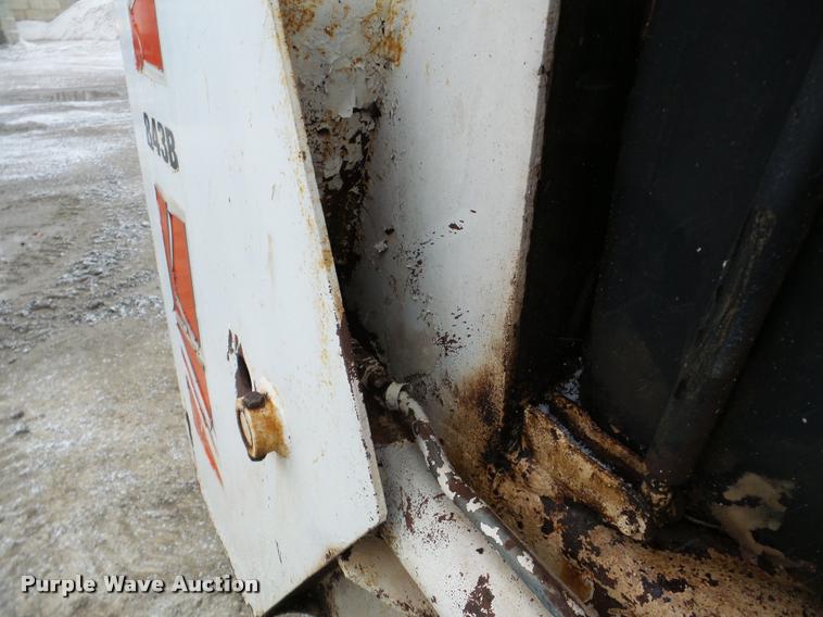 image for item DA7285 1990 Bobcat 843B skid steer