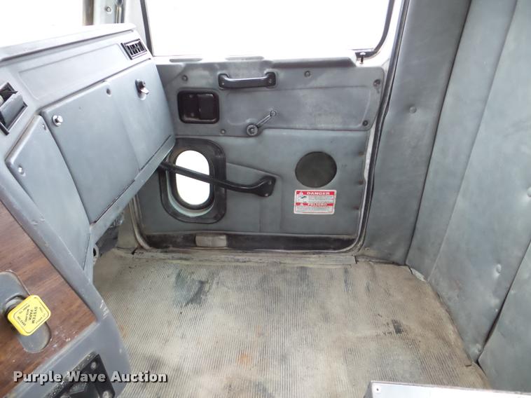 image for item DA7290 1998 Western Star 4964MX ready mix truck