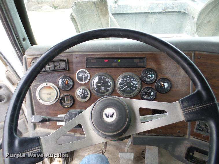 image for item DA7290 1998 Western Star 4964MX ready mix truck