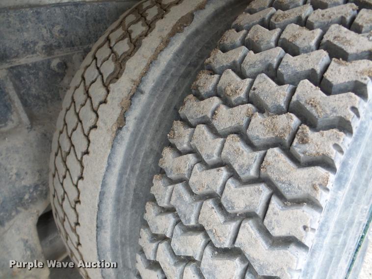 image for item DA7290 1998 Western Star 4964MX ready mix truck