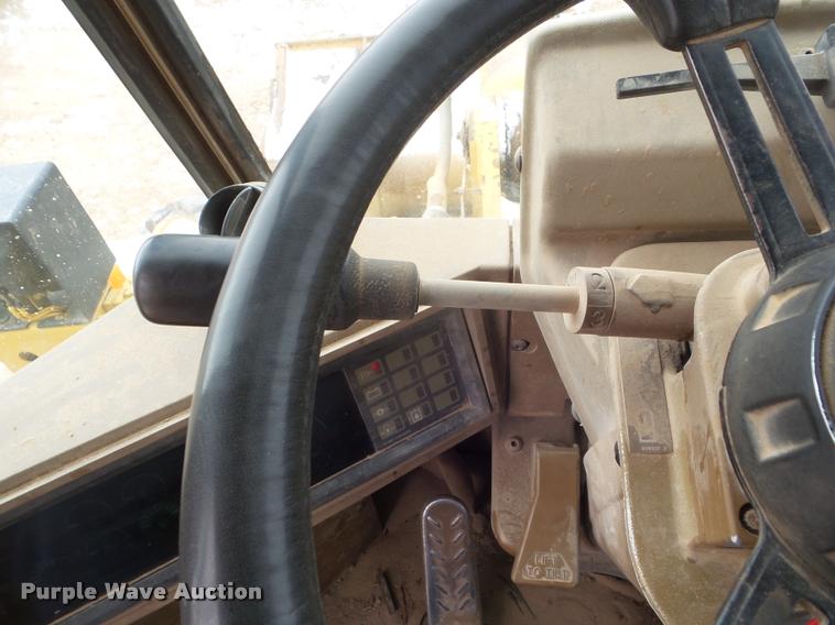 image for item DA7611 1992 Caterpillar 950F wheel loader