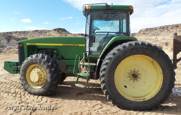 image for item DA7612 1998 John Deere 8400 MFWD tractor