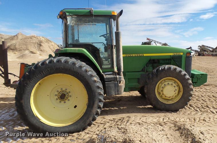 image for item DA7612 1998 John Deere 8400 MFWD tractor