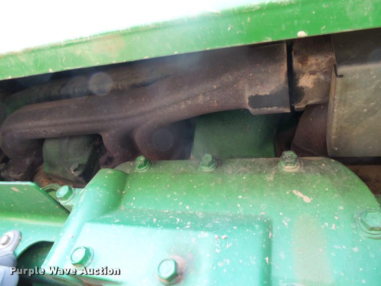 image for item DA7612 1998 John Deere 8400 MFWD tractor