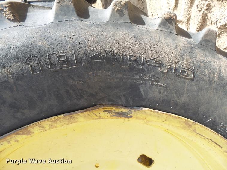 image for item DA7612 1998 John Deere 8400 MFWD tractor