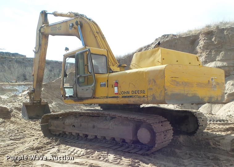 image for item DA7613 1991 John Deere 892D LC excavator