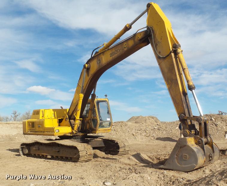 image for item DA7613 1991 John Deere 892D LC excavator