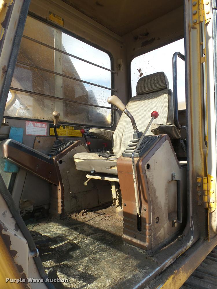 image for item DA7613 1991 John Deere 892D LC excavator