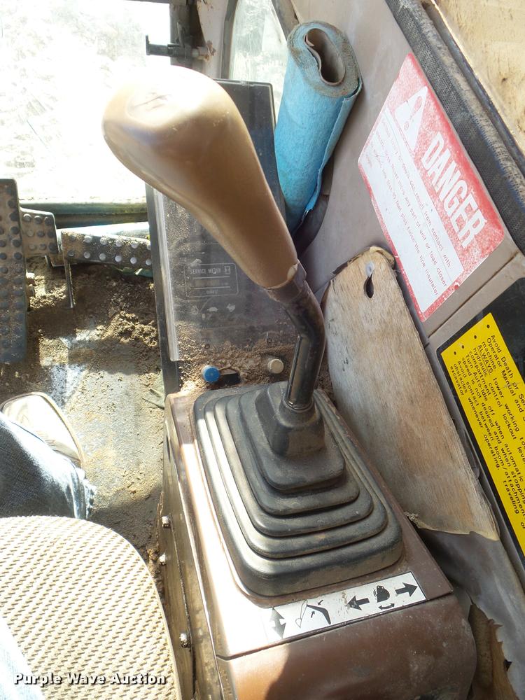 image for item DA7613 1991 John Deere 892D LC excavator