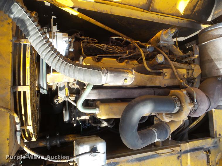 image for item DA7613 1991 John Deere 892D LC excavator