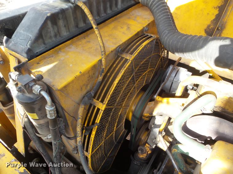 image for item DA7613 1991 John Deere 892D LC excavator