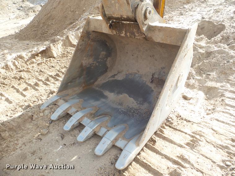 image for item DA7613 1991 John Deere 892D LC excavator