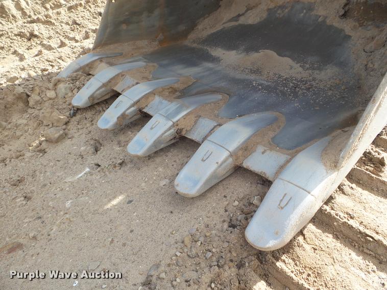 image for item DA7613 1991 John Deere 892D LC excavator