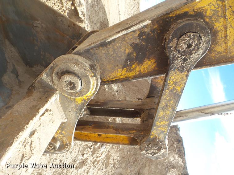 image for item DA7613 1991 John Deere 892D LC excavator