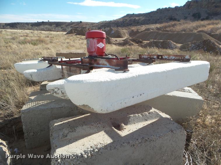 image for item DA7614 Dobbs floating water pump