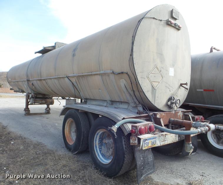 image for item DA7668 1973 Mccoy Taylor asphalt trailer