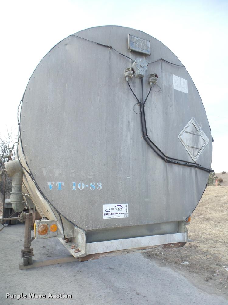 image for item DA7668 1973 Mccoy Taylor asphalt trailer