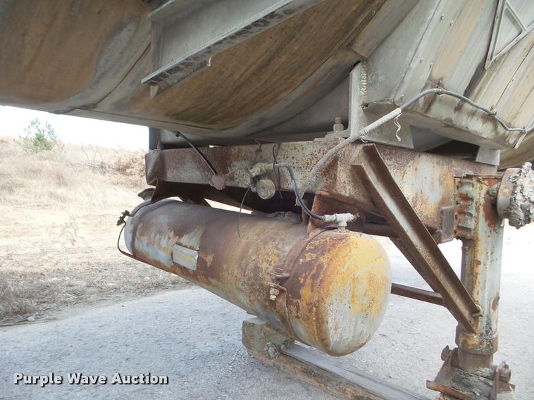 image for item DA7668 1973 Mccoy Taylor asphalt trailer