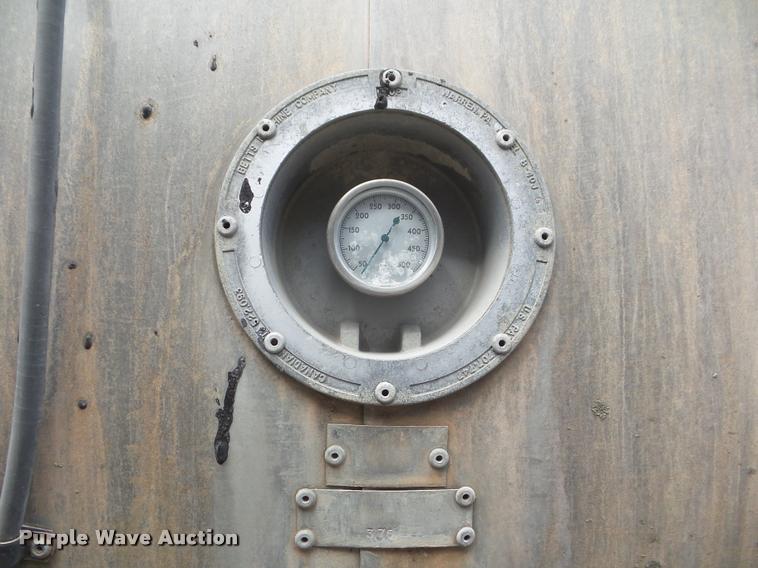 image for item DA7668 1973 Mccoy Taylor asphalt trailer