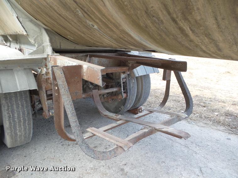 image for item DA7668 1973 Mccoy Taylor asphalt trailer