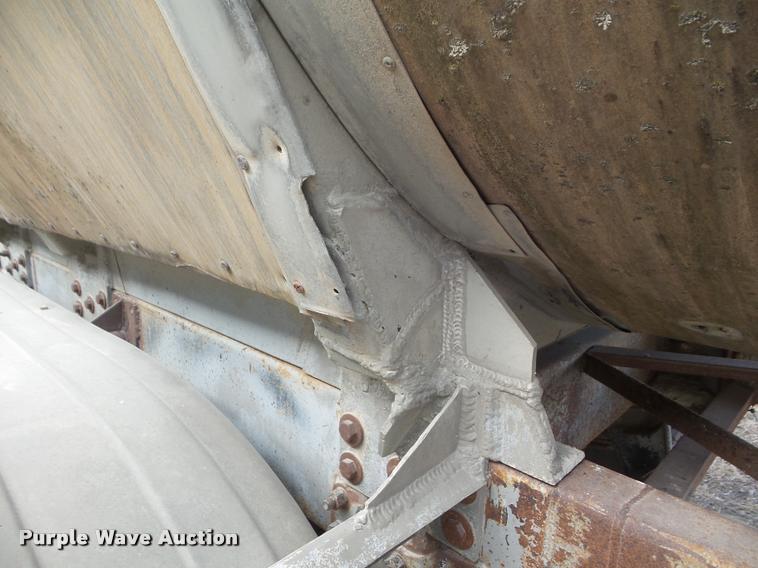 image for item DA7668 1973 Mccoy Taylor asphalt trailer