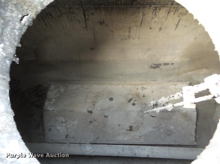 image for item DA7668 1973 Mccoy Taylor asphalt trailer