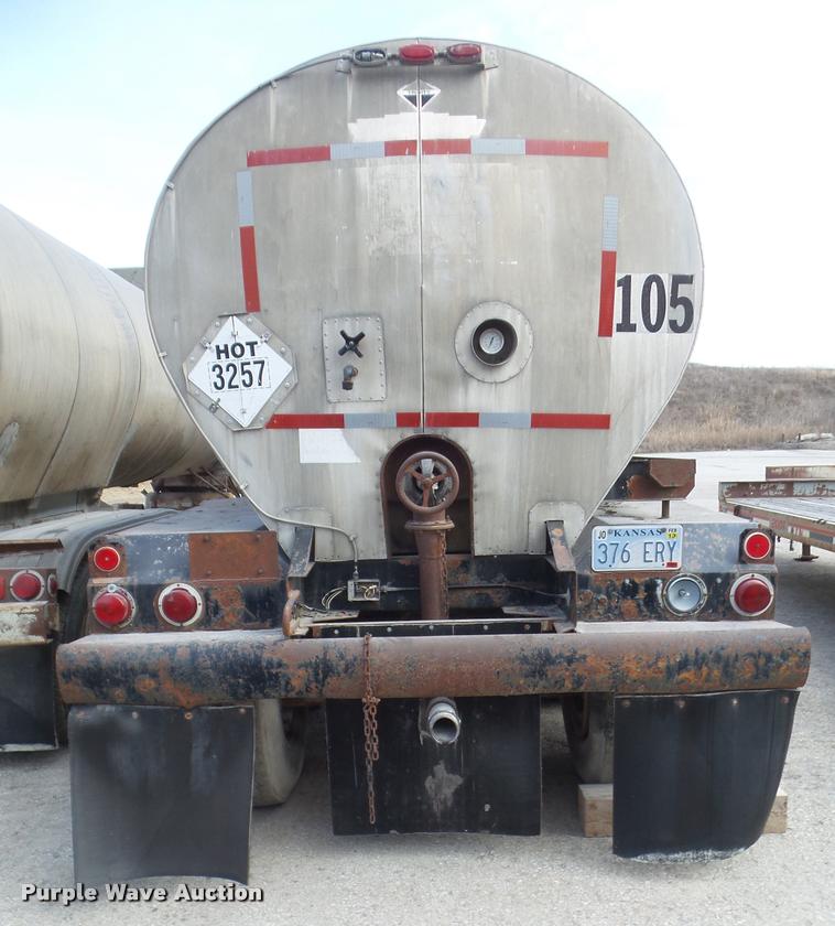 image for item DA7669 1971 Gorbett Bros. asphalt trailer