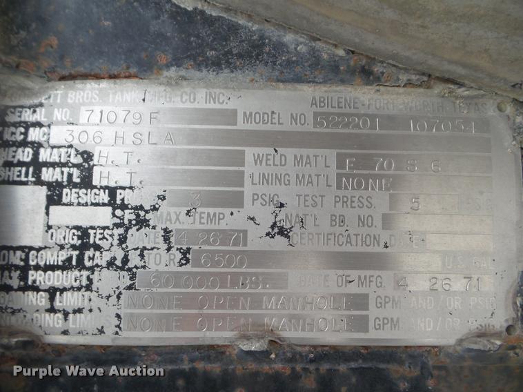 image for item DA7669 1971 Gorbett Bros. asphalt trailer