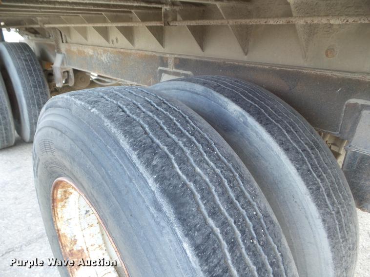 image for item DA7671 1989 C&P end dump trailer