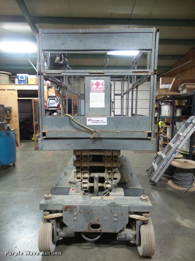 image for item DB0747 Terex TSM30 scissor lift