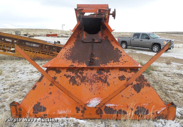 image for item DB1857 10' x 10' steel hopper