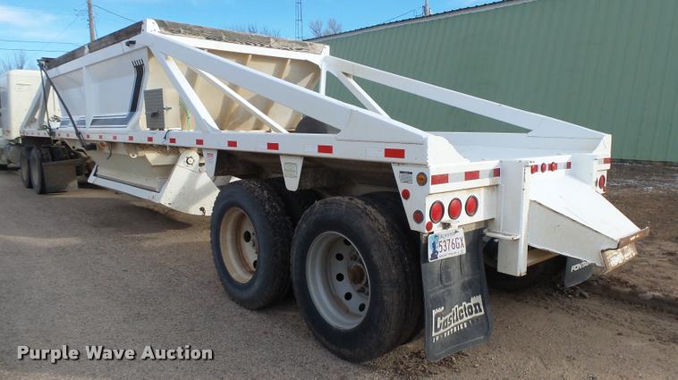 image for item DB1874 2007 Castleton bottom dump trailer