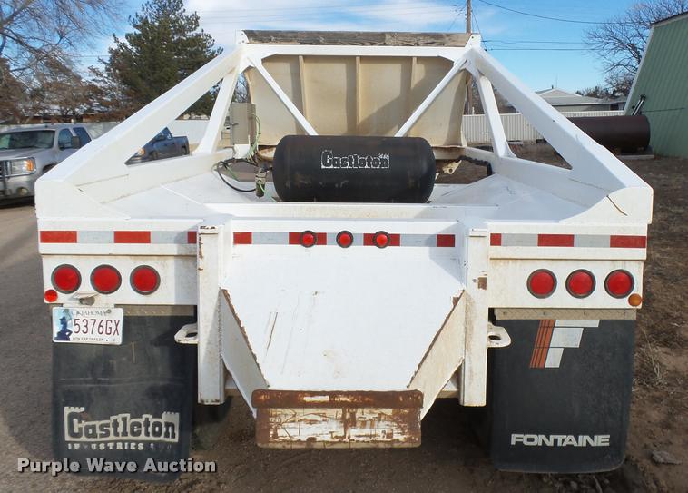 image for item DB1874 2007 Castleton bottom dump trailer