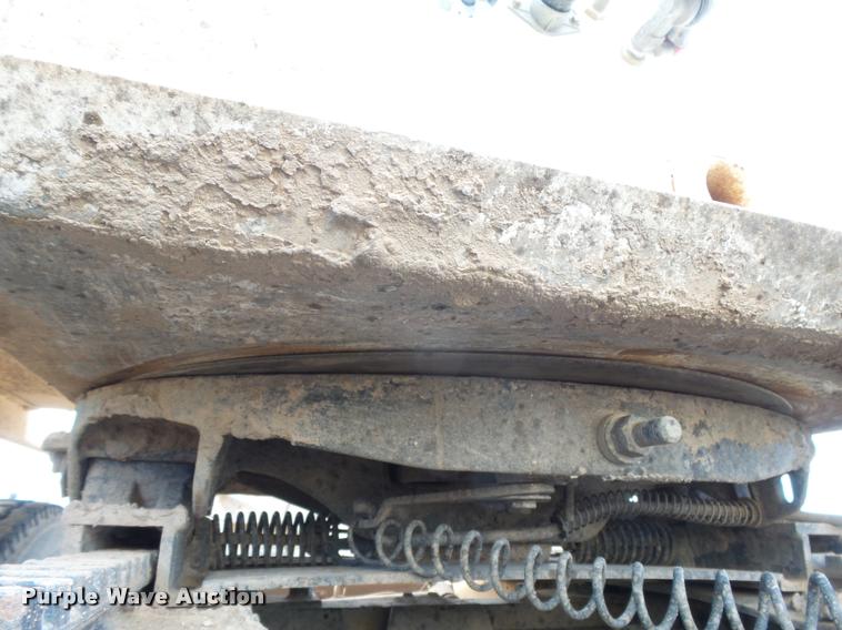 image for item DB1874 2007 Castleton bottom dump trailer