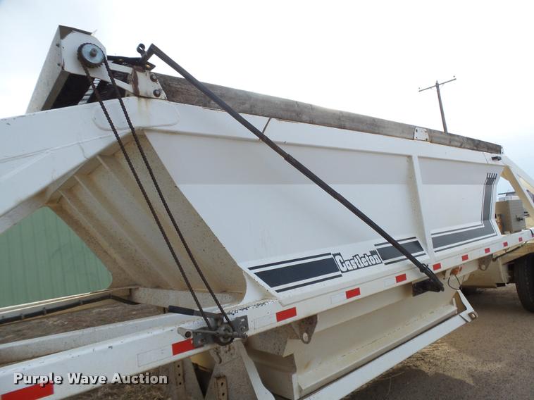 image for item DB1874 2007 Castleton bottom dump trailer