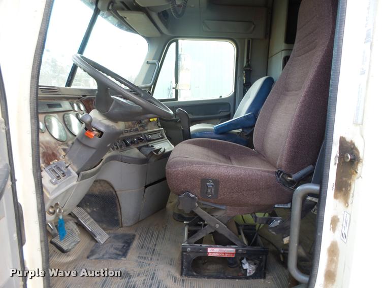 image for item DB1875 1997 Freightliner Century Class semi truck