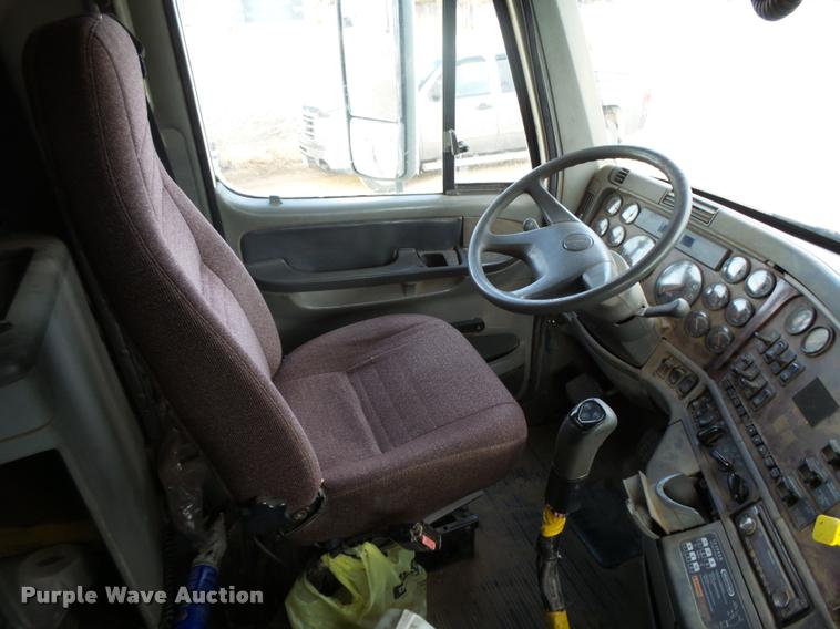 image for item DB1875 1997 Freightliner Century Class semi truck