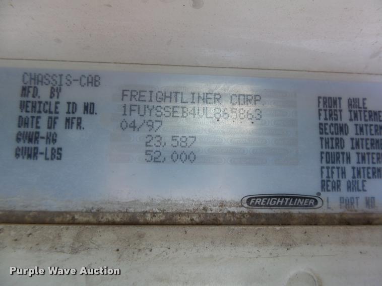 image for item DB1875 1997 Freightliner Century Class semi truck