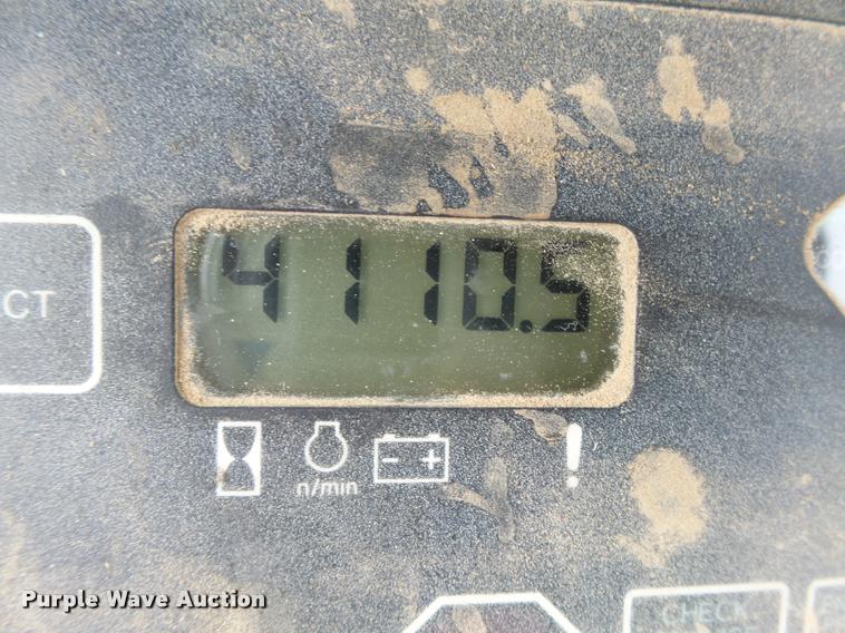 image for item DB1907 2005 John Deere 310SG backhoe