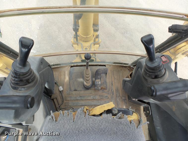 image for item DB1907 2005 John Deere 310SG backhoe