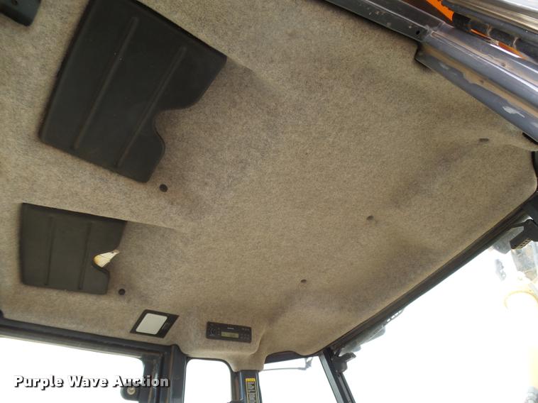 image for item DB1907 2005 John Deere 310SG backhoe