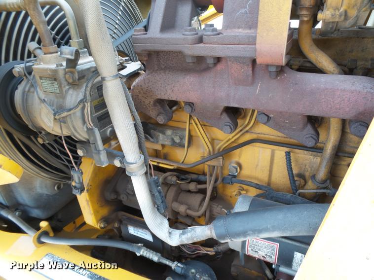 image for item DB1907 2005 John Deere 310SG backhoe