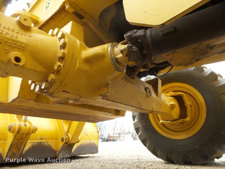 image for item DB1907 2005 John Deere 310SG backhoe